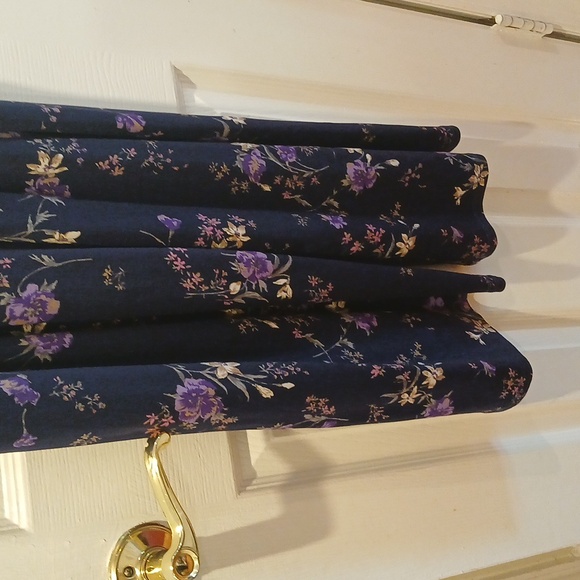 Womens jumpsuit ✨️ - Picture 3 of 7